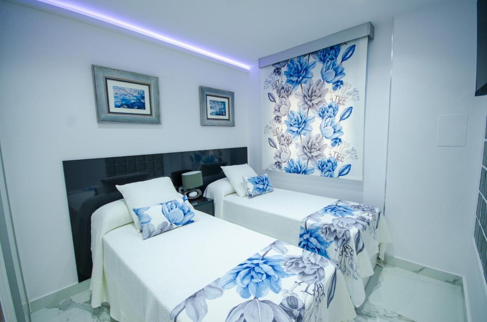 Oasis - Palm Old Town Apartment Benidorm Luaran gambar