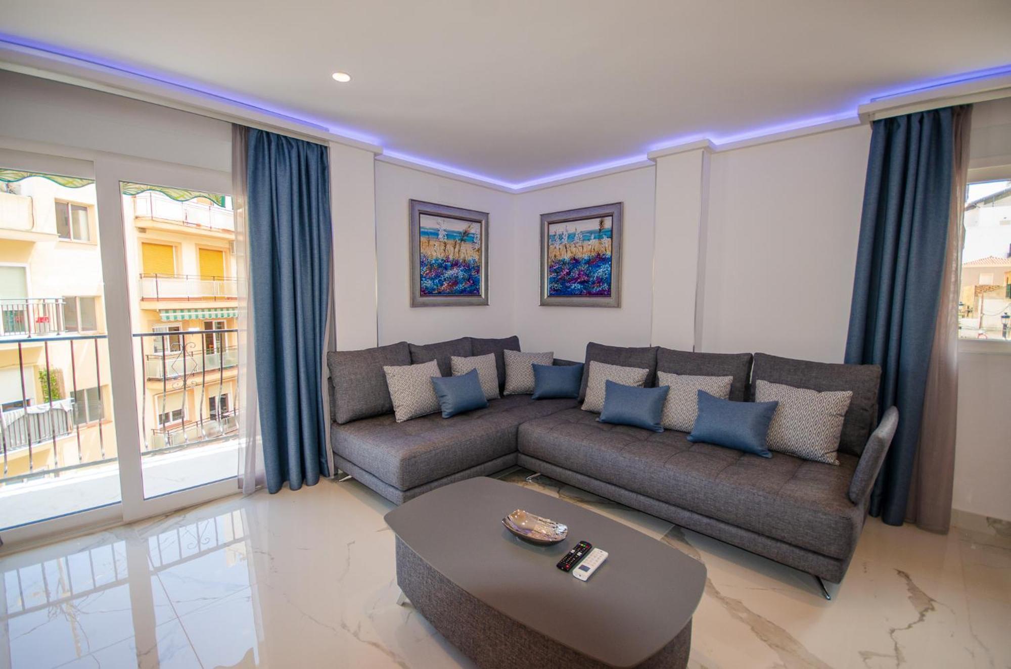 Oasis - Palm Old Town Apartment Benidorm Luaran gambar