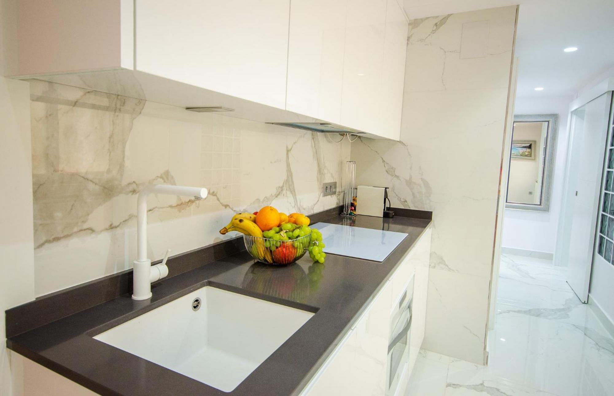 Oasis - Palm Old Town Apartment Benidorm Luaran gambar