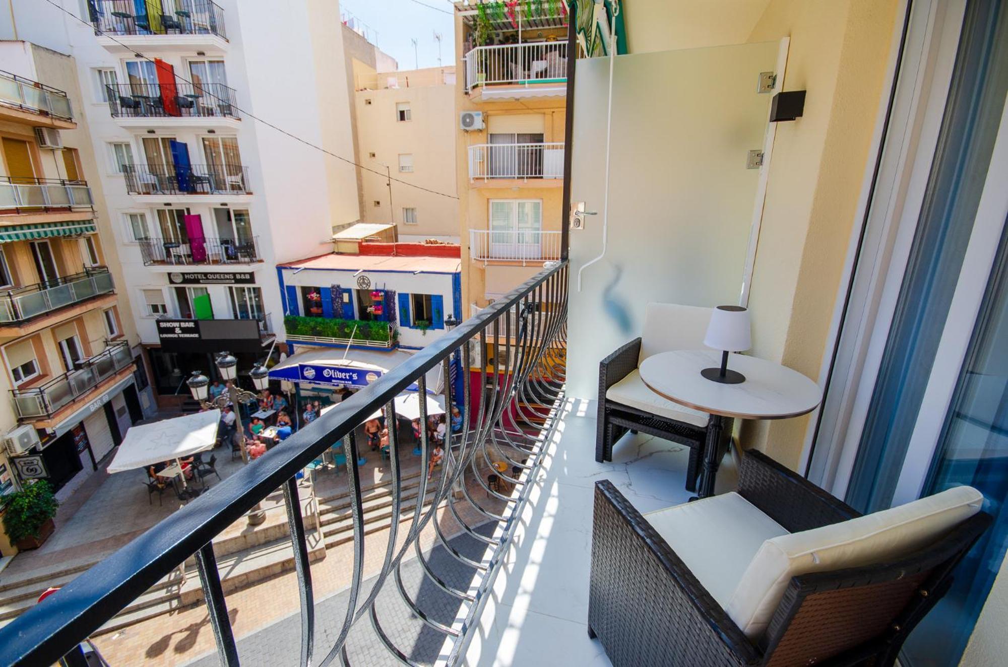 Oasis - Palm Old Town Apartment Benidorm Luaran gambar